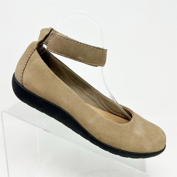 Clarks Women's Beige Leather Ankle Strap Flats Size 6.5W Casual Shoes Round Toe - Picture 1 of 11